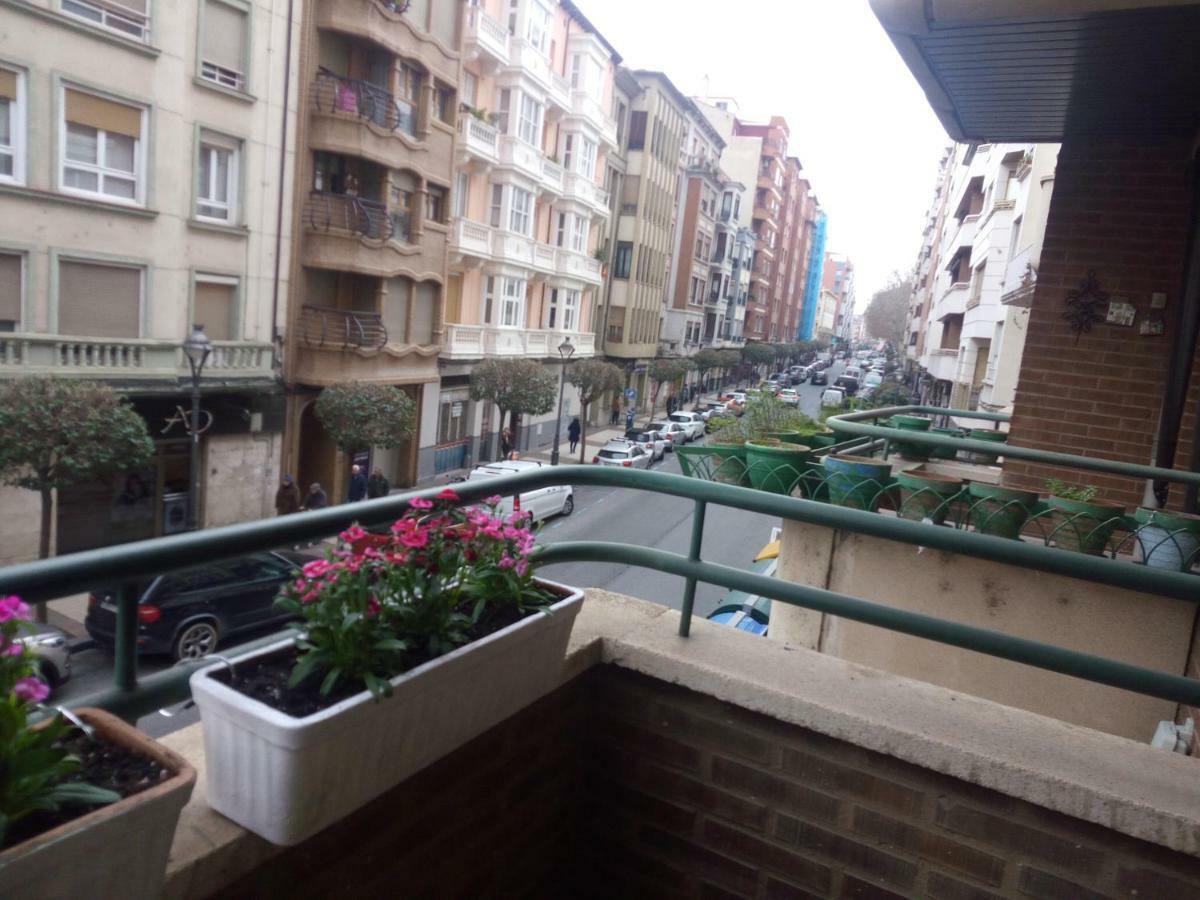 Apartamento Ayuntamiento Logroño Esterno foto